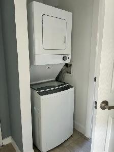 Fully Renovated 2-Bed, 1 Bath, All-Inclus - Photo 7