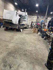HIRING HEAVY DUTY MECHANIC - Photo 3