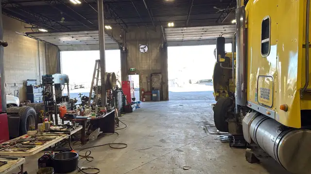 HIRING HEAVY DUTY MECHANIC - Photo 5