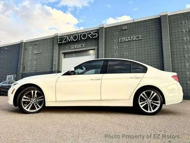 2018 BMW 3 Series 330i xDrive-ONE OWNER-67385 KM! CERTIFIED! - Photo 3