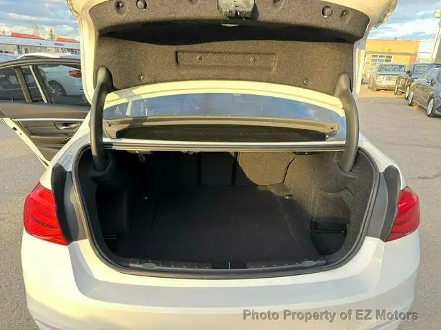 2018 BMW 3 Series 330i xDrive-ONE OWNER-67385 KM! CERTIFIED! - Photo 25