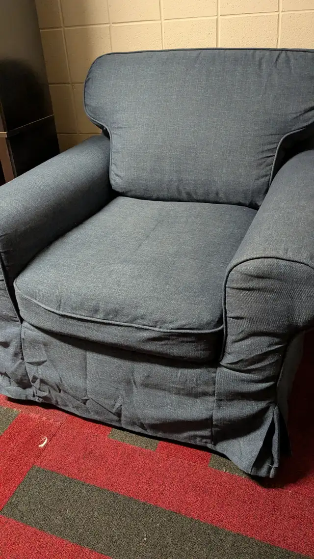 Ikea Uppland chair with cover $90 - Photo 3