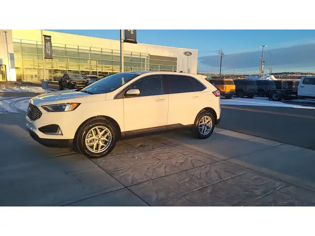 2024 Ford Edge SEL - Photo 6