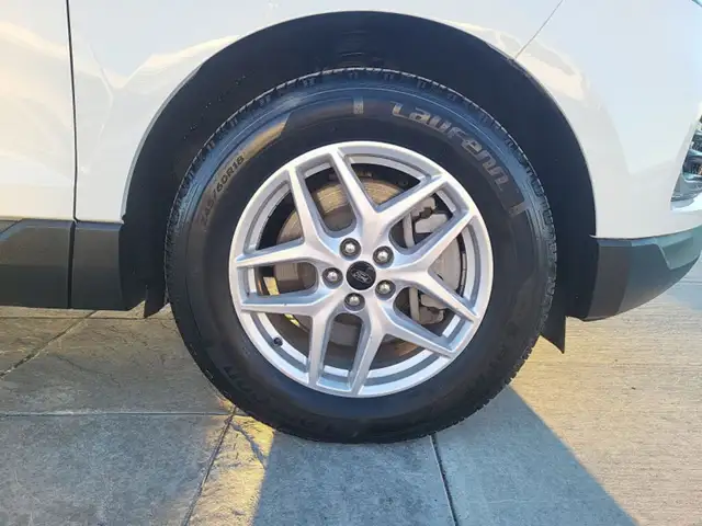 2024 Ford Edge SEL - Photo 18