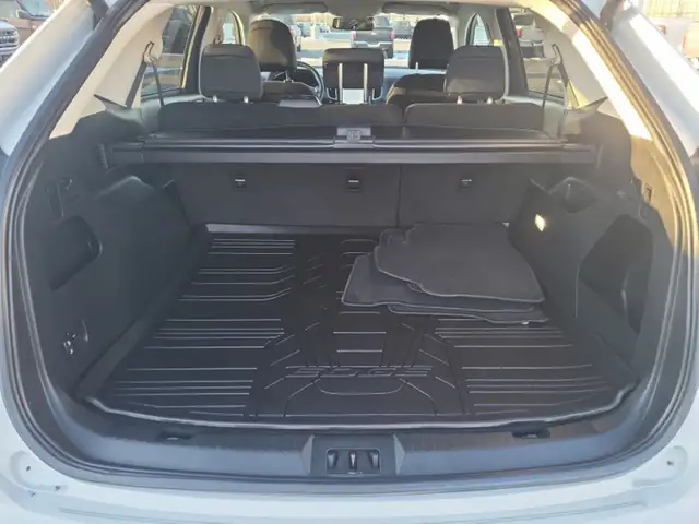 2024 Ford Edge SEL - Photo 19