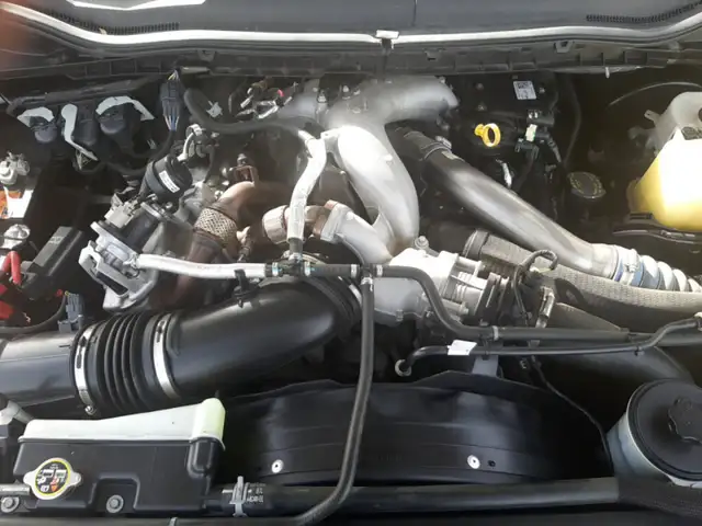 2022 Ford F-350 PLATINUM - Photo 24