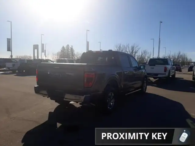 2023 Ford F-150 XLT - Photo 5