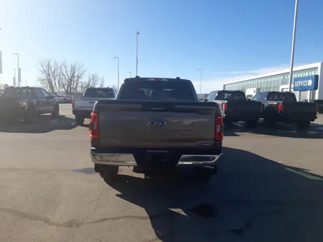 2023 Ford F-150 XLT - Photo 6
