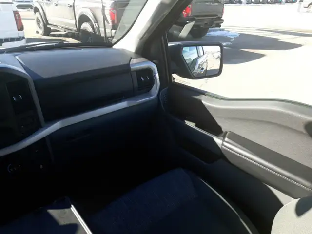 2023 Ford F-150 XLT - Photo 12