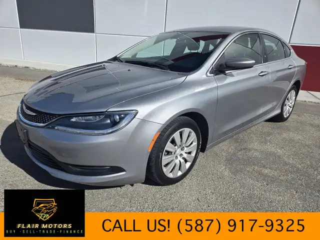 2015 Chrysler 200 (One owner)