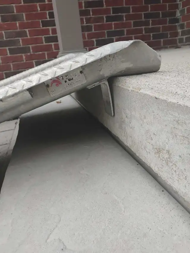 Commercial Ramp 6' Aluminum Diamond Plate - Photo 2