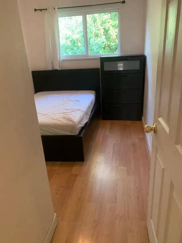 Furnished room - Photo 7