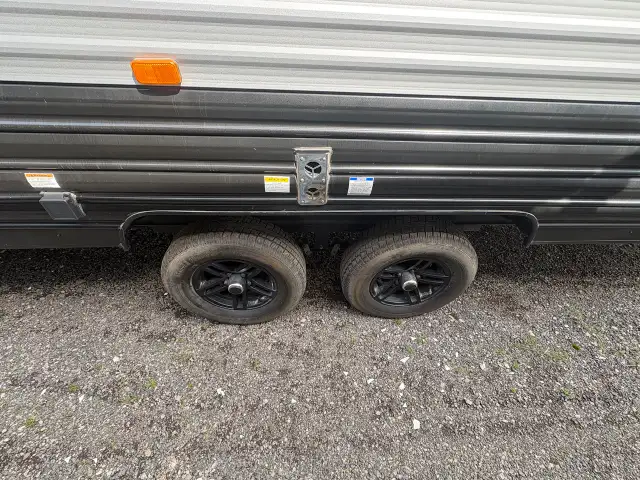 2022 Forest River Cherokee Greywolf 25 RRT Toy Hauler$19995! - Photo 5