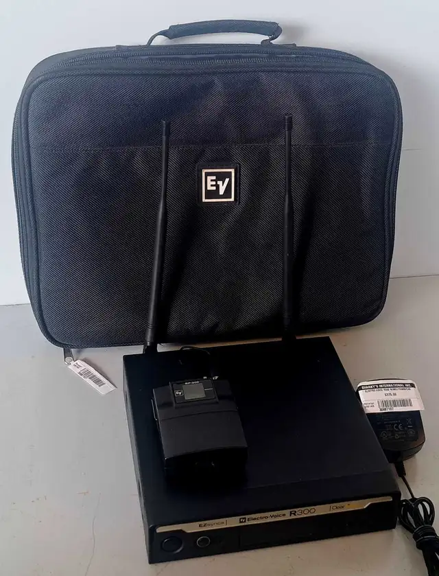 Electro - Voice R300 Wireless Microphone (30887107)