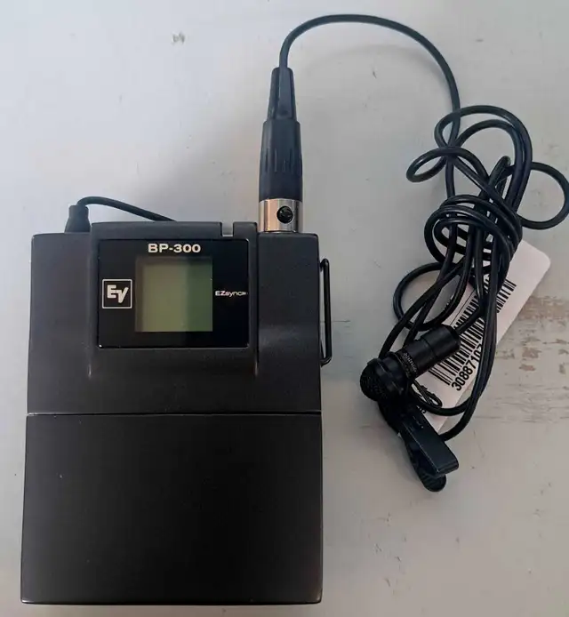 Electro - Voice R300 Wireless Microphone (30887107) - Photo 2