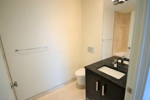 21-014 Upscale condo, 10 min walk to QEII hospital - Photo 7