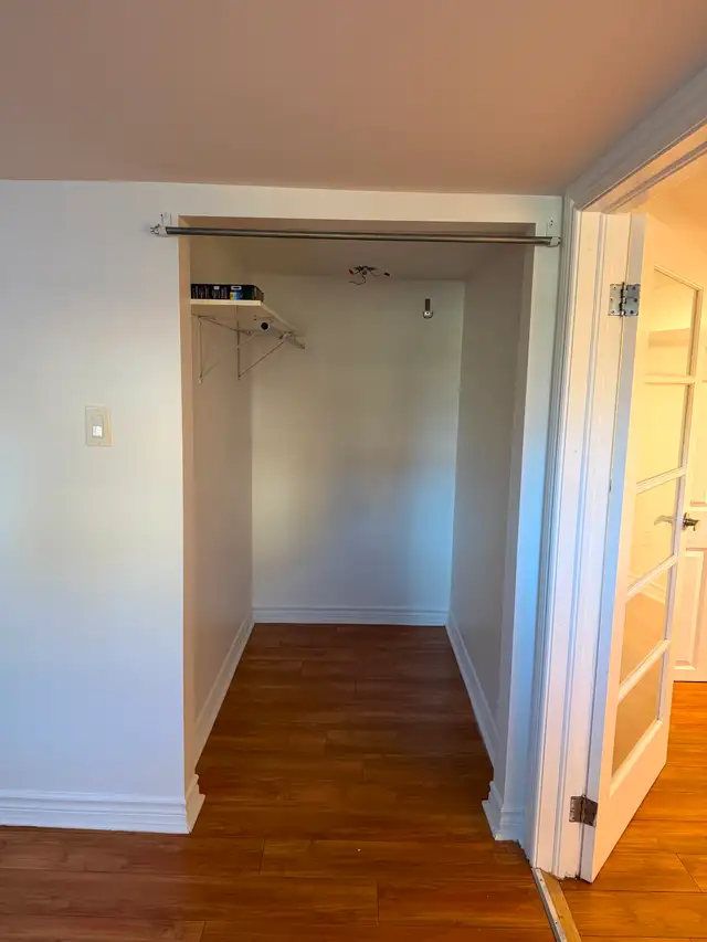 1bd Light-Filled Basement Suite in Corso Italia   Private Yard - Photo 7