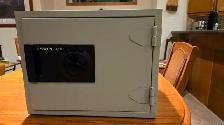 SENTRY model 1230 combination safe