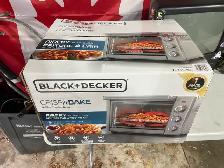 Black  Decker Crisp’n Bake oven/ Air fryer! $70!