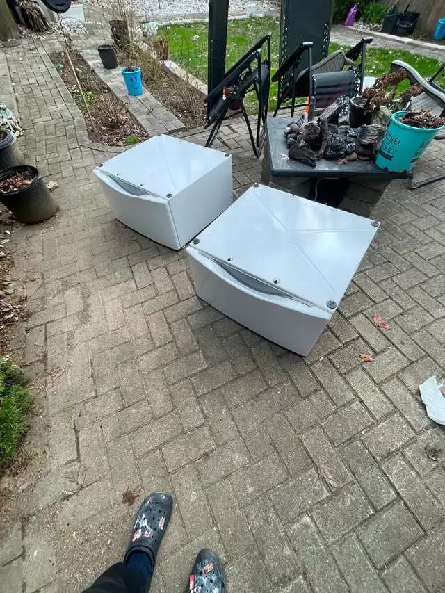 Washer & Dryer pedestal (whirlpool)27" - Photo 5