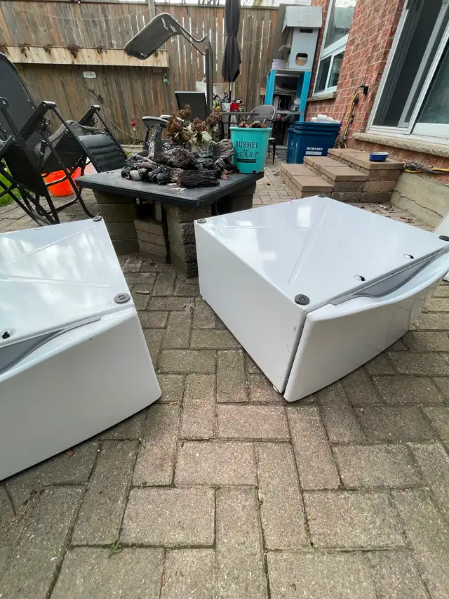 Washer & Dryer pedestal (whirlpool)27" - Photo 7