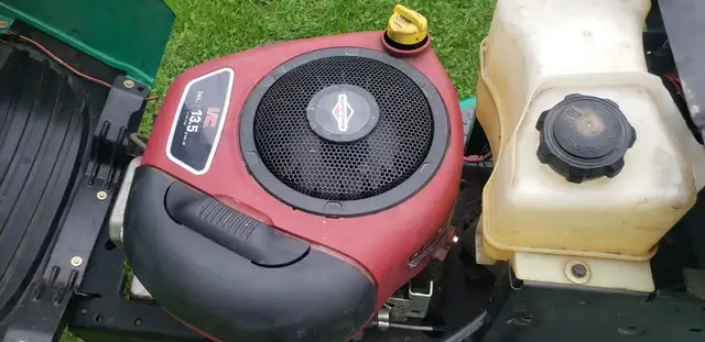 Weedeater riding mower - Photo 5