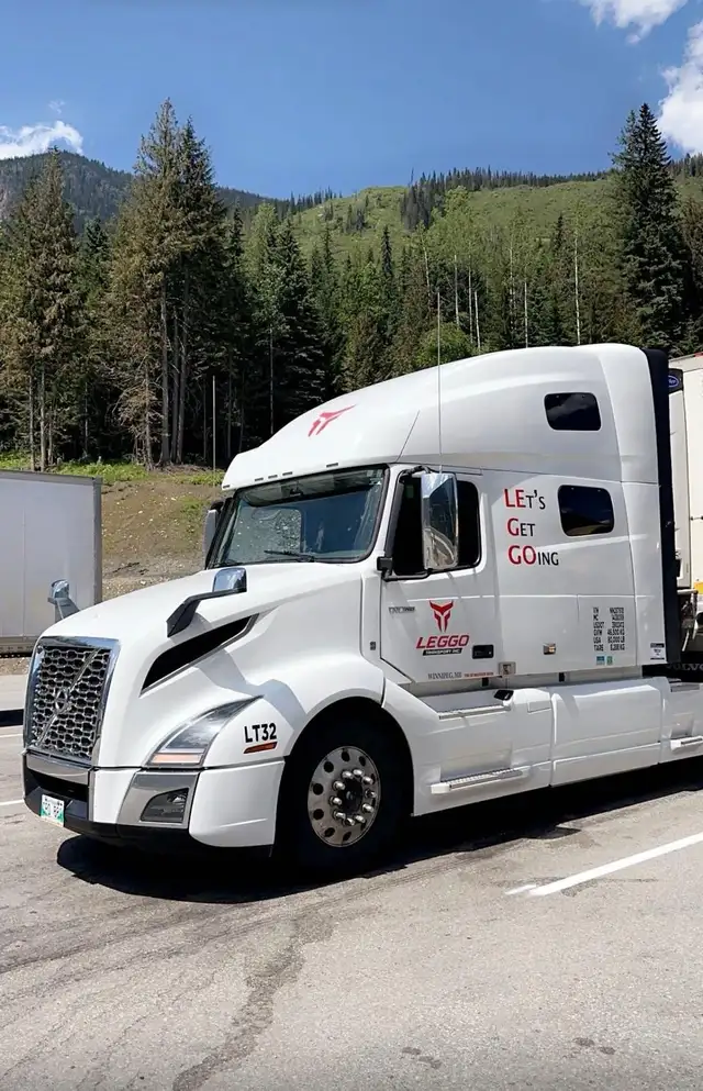 Hiring Team and Single Semi Truck Drivers - Photo 4