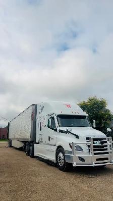 Hiring Team and Single Semi Truck Drivers - Photo 7