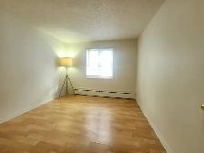 2 bedroom-apartment in Kitchener downtown $1600/M all inclusive - Photo 9