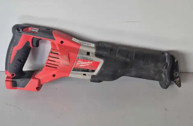 18V Milwaukee Sawzall 262020 (32639742) - Photo 2