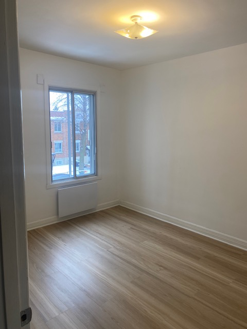 Métro Fabre (à côté) Ligne bleue grand 5 1/2 - Photo 6