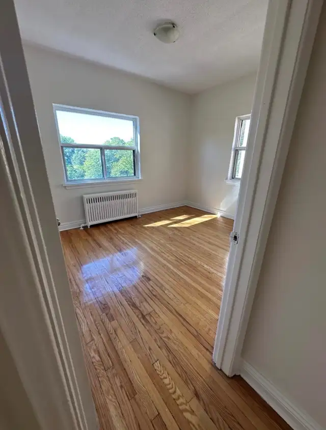 Bachelor - $1495 - 1 MONTH FREE - Photo 10