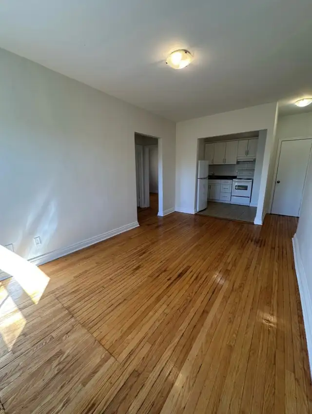 Bachelor - $1495 - 1 MONTH FREE - Photo 15