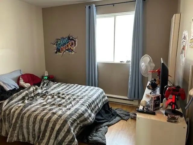 6 1/2 sur 2 étages beauport - Photo 5