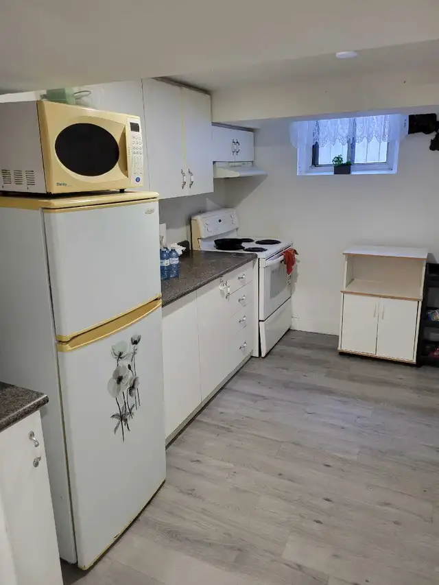 Room for rent (private)