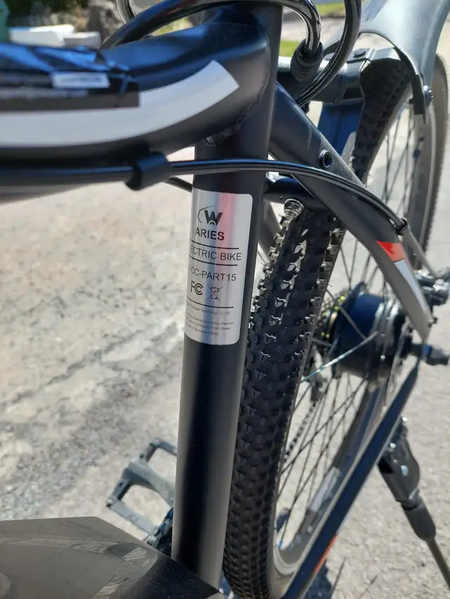 Vélo éléctrique - Photo 2