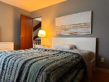 Pribate Room - Shared Bath - Photo 7