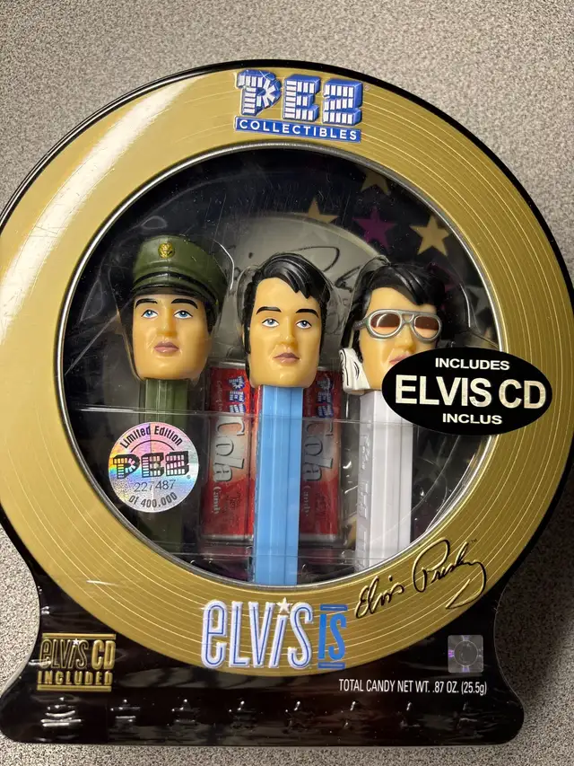 Elvis Presley - Photo 6