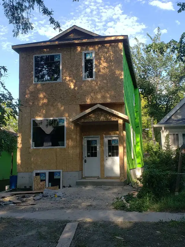 Journeymen Carpenter - Photo 4