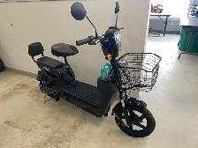 New 2025 IREV 48V Electric Scooter sold UNRESERVED APRIL 30