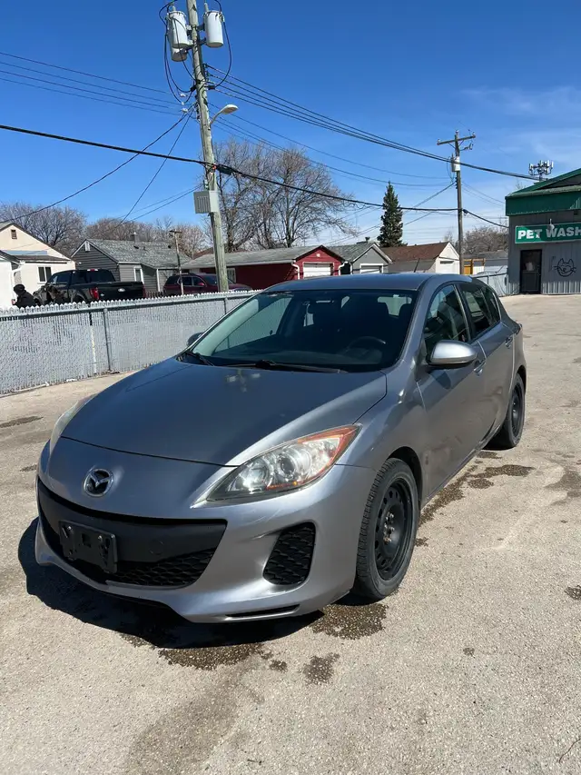 2012 Mazda 3 - Photo 2
