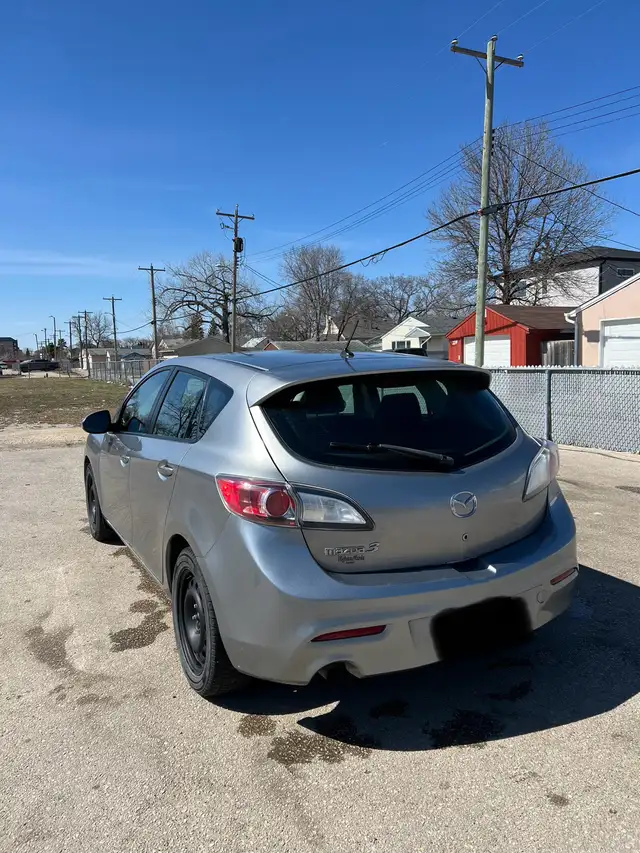 2012 Mazda 3 - Photo 4