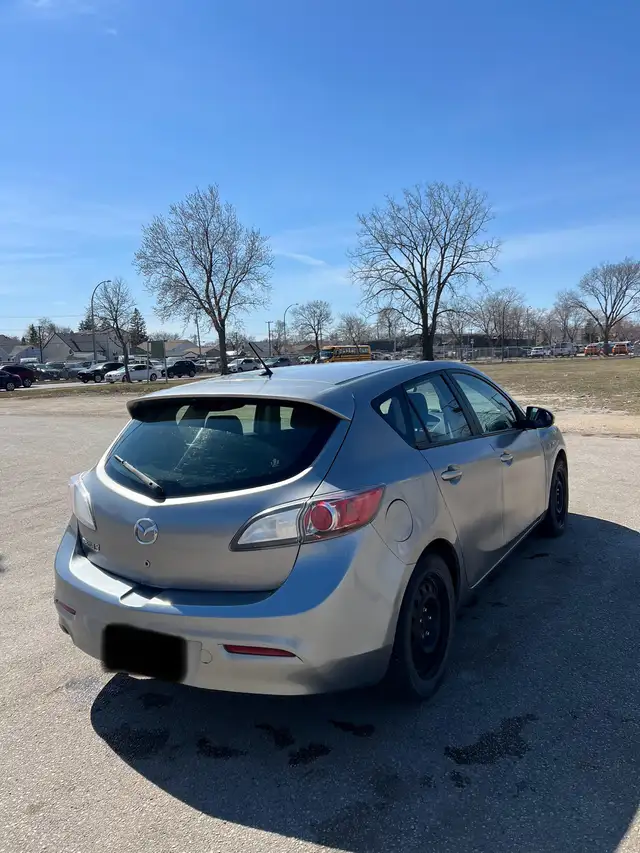 2012 Mazda 3 - Photo 5