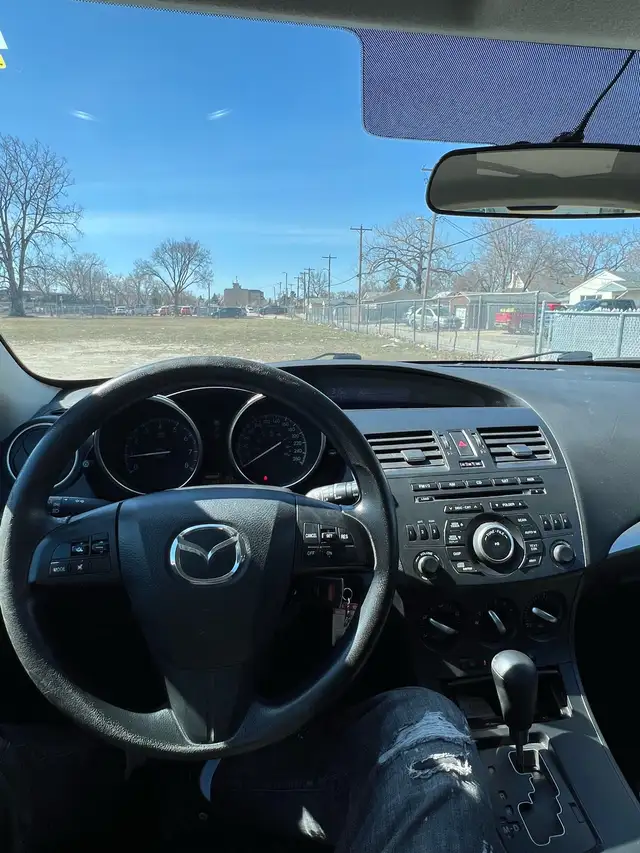 2012 Mazda 3 - Photo 7