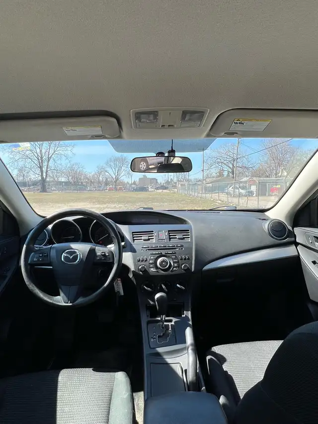 2012 Mazda 3 - Photo 8