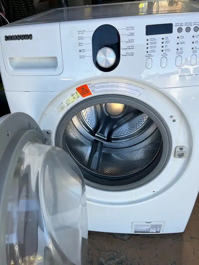 Samsung Washer - Photo 2