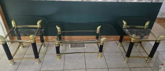 1 Coffee table 2 End tables