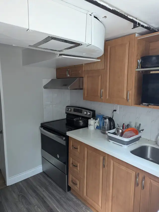 1 Bedroom Available in Basement – Warden & Sheppard Area - Photo 5