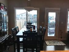 Modern 3-Bedroom Duplex w/ Double Garage in Keswick (Windermere) - Photo 2