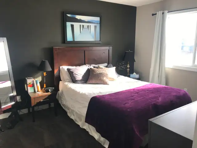 Modern 3-Bedroom Duplex w/ Double Garage in Keswick (Windermere) - Photo 3